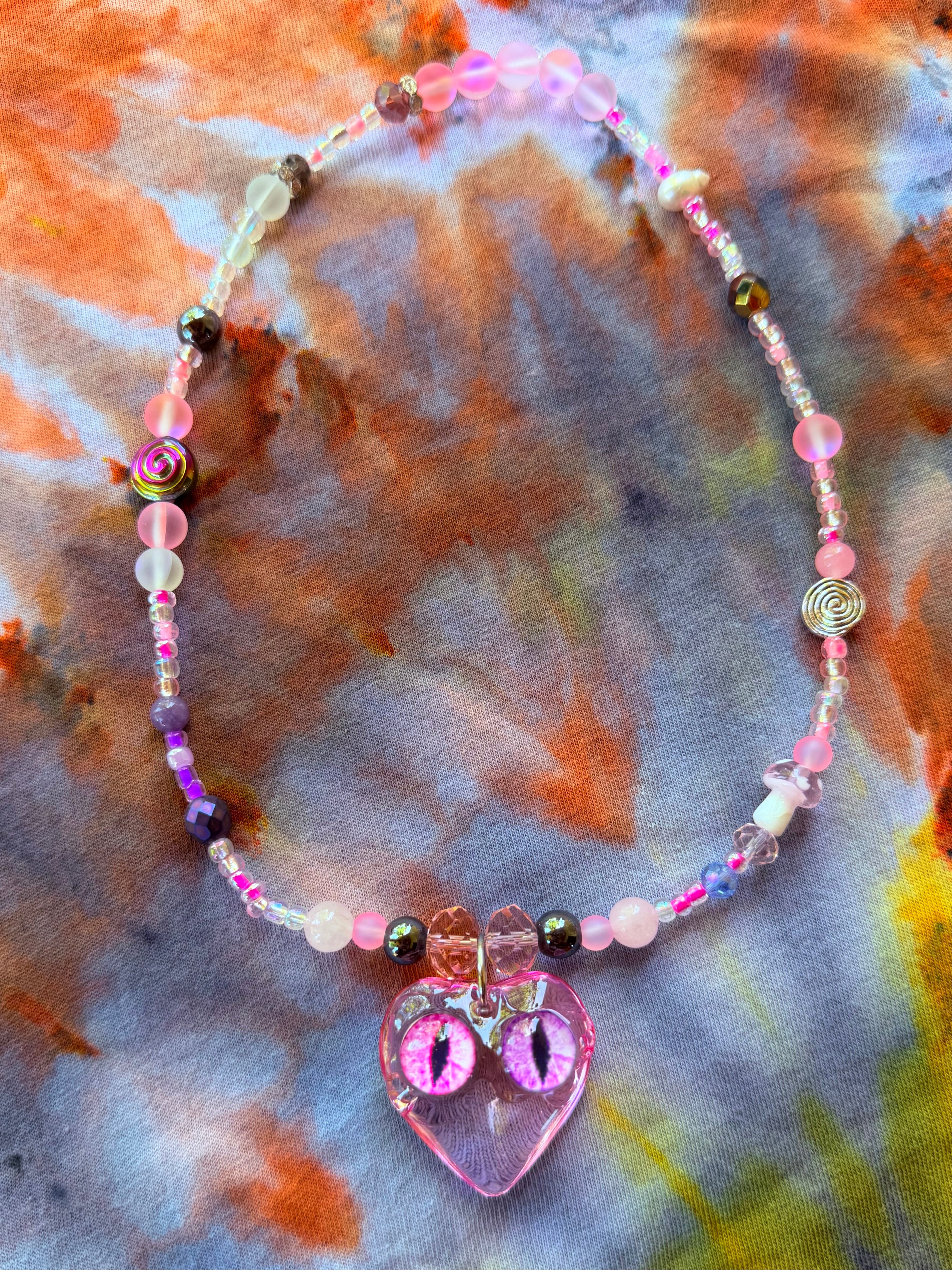 Silk Fae  - Fairy Eye Heart Stretch Necklace