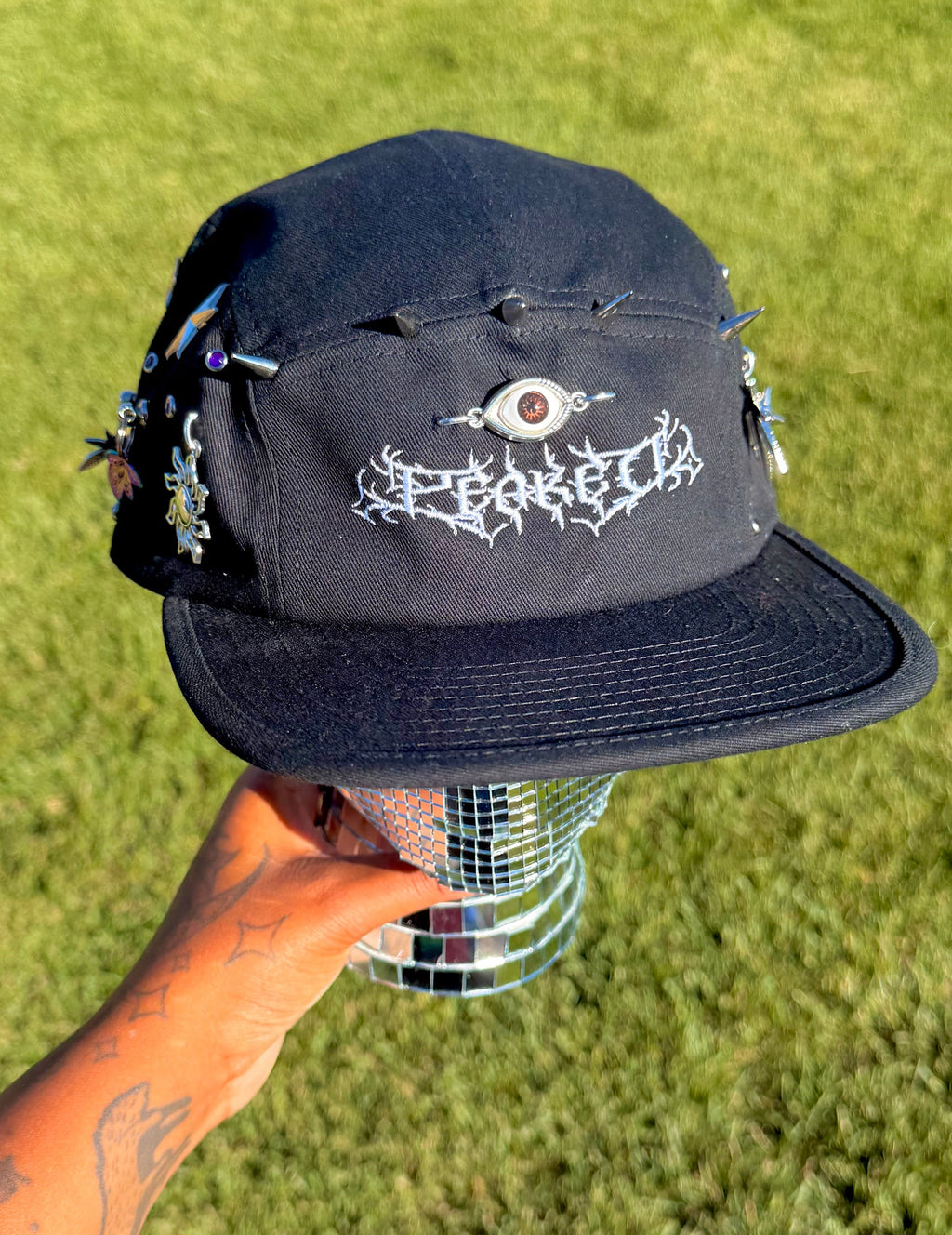 1 of 1 Peaked 5 Panel (3rd eye)