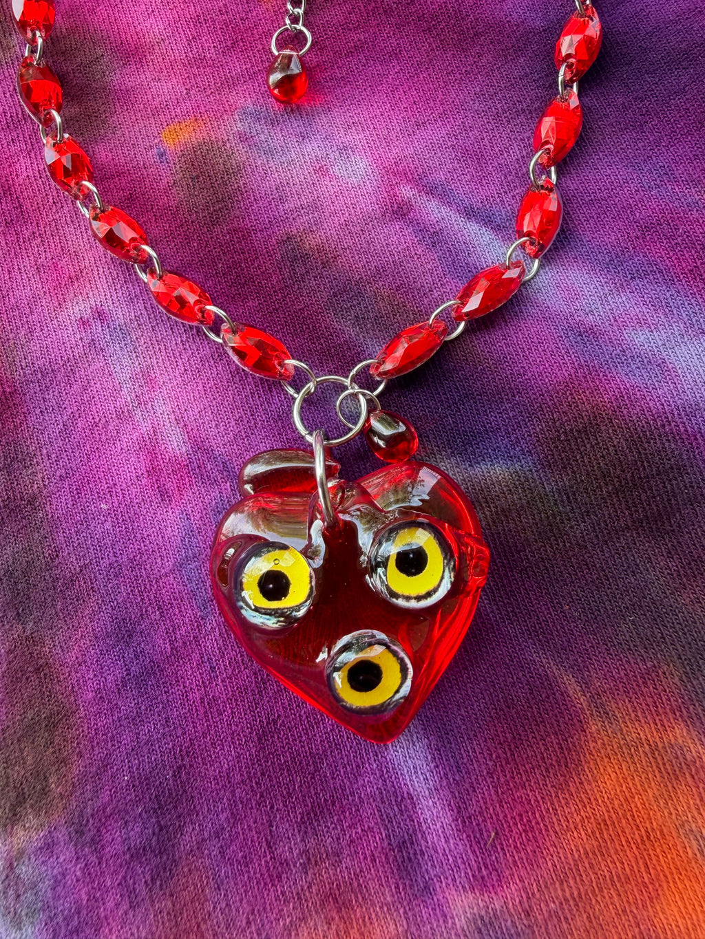 Sinner - Glass Aura Heart Crystal Choker