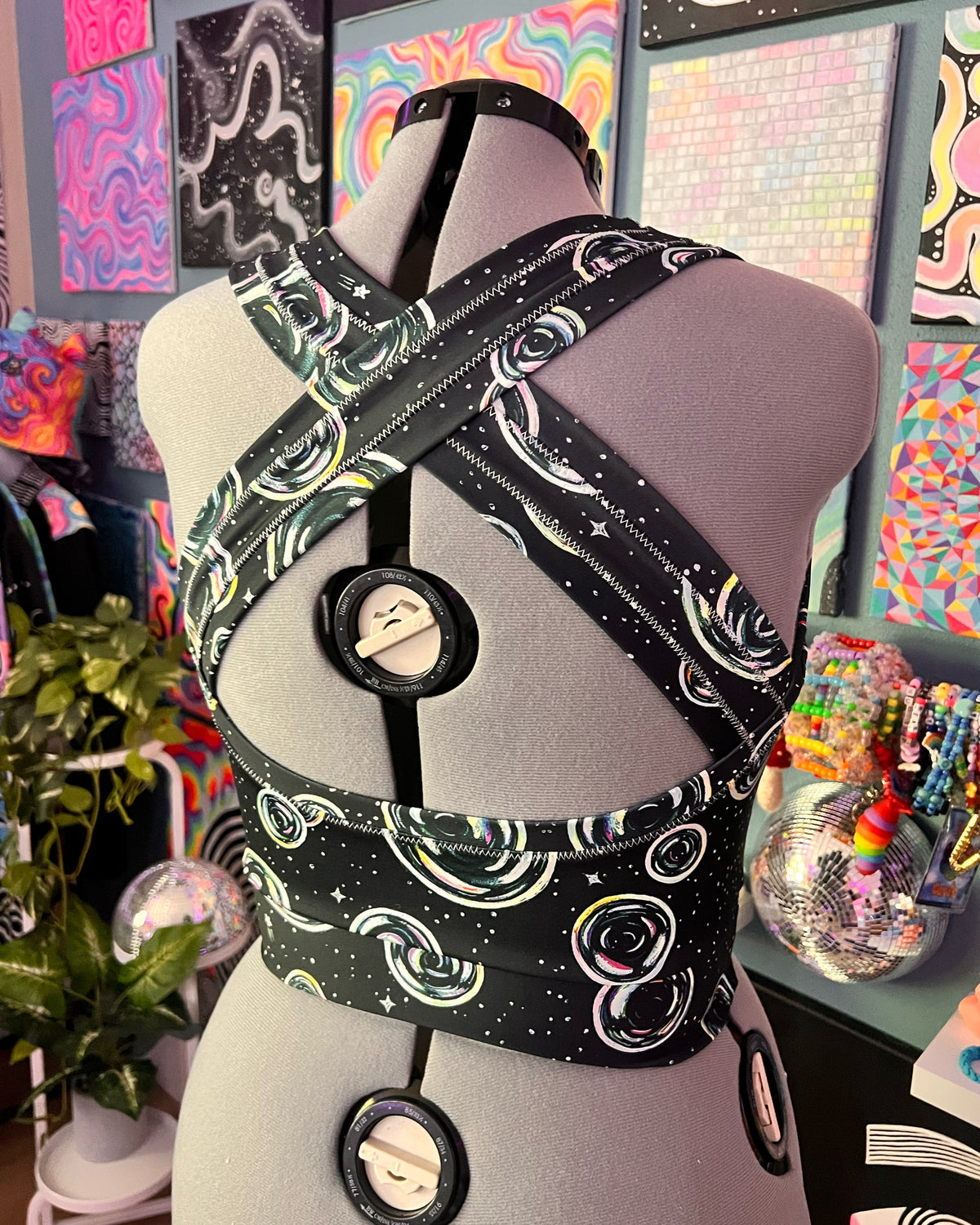 CUSTOMIZE: V-Neck Crop Top