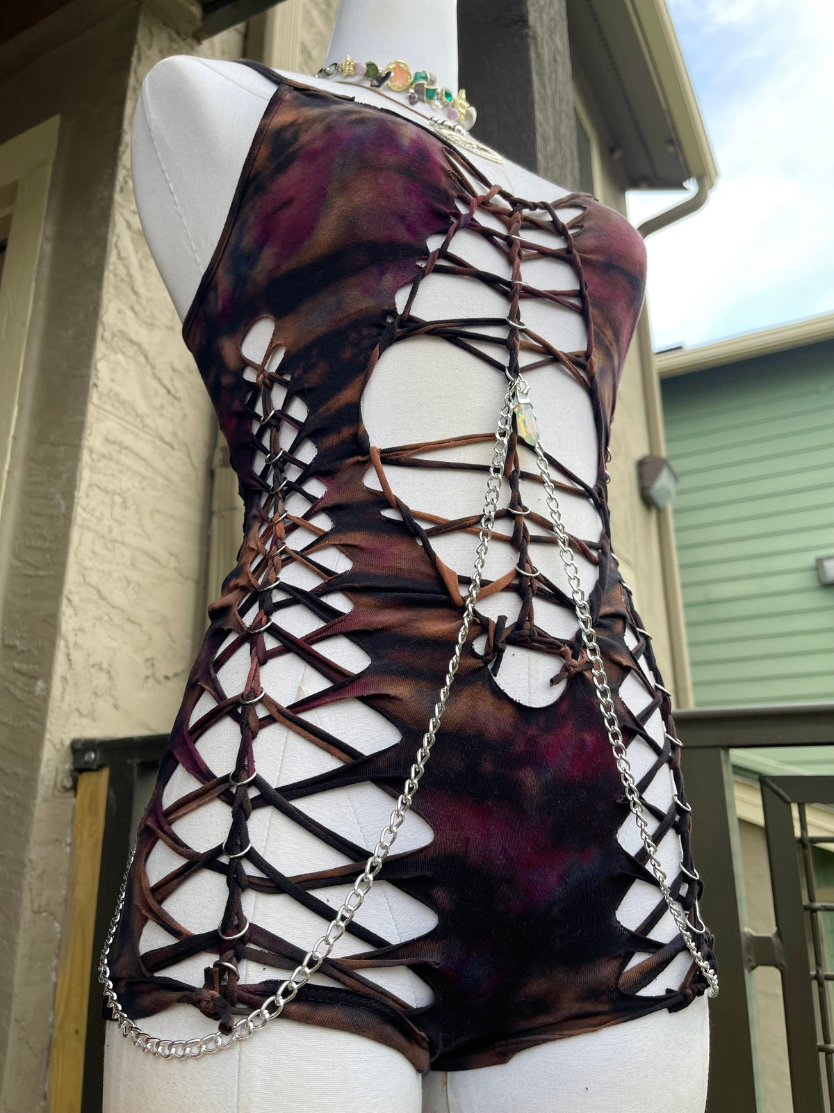 Velvet Bloom Romper (ᴍᴀᴅᴇ ᴛᴏ ᴏʀᴅᴇʀ)