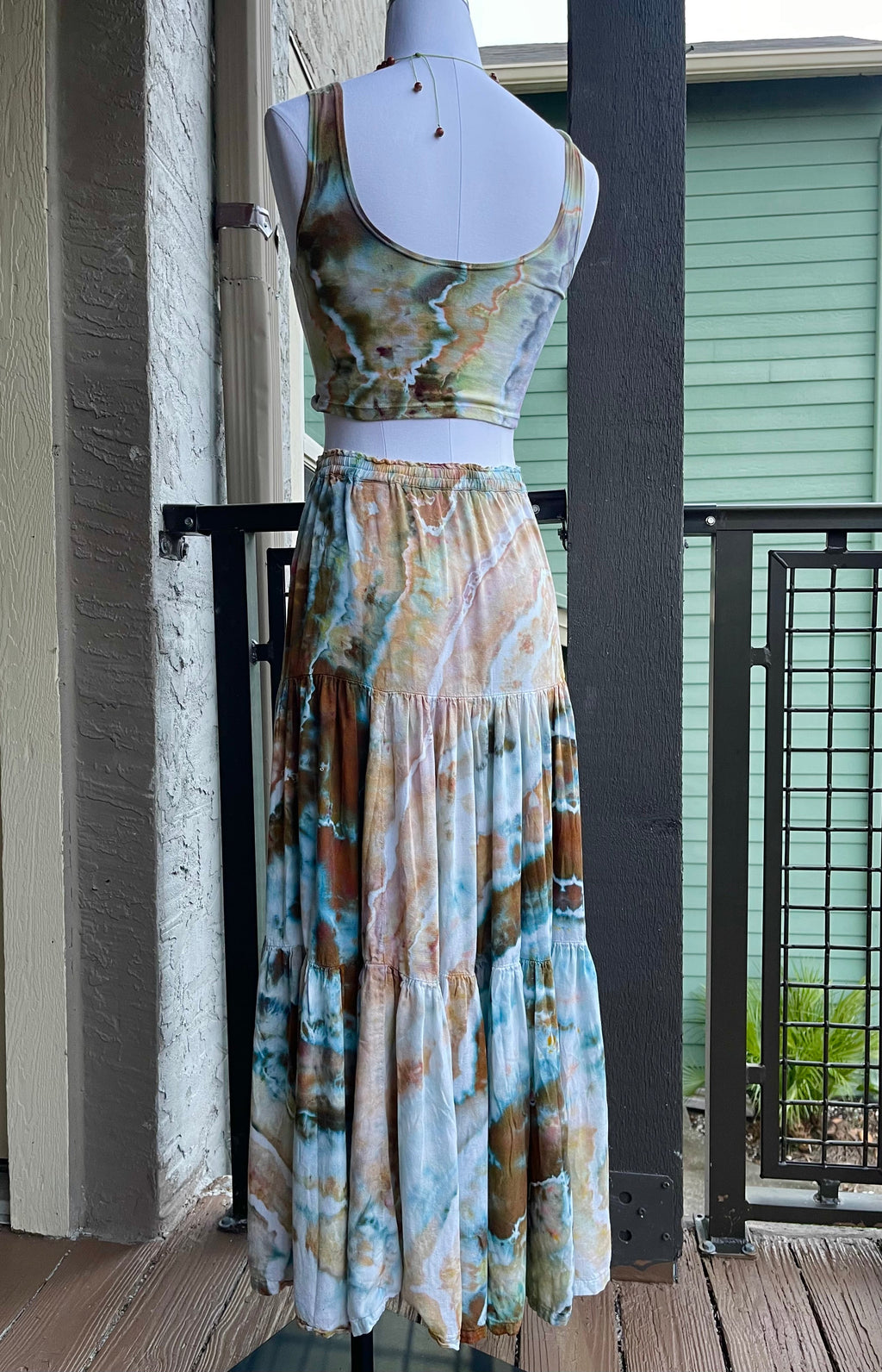 Ocean Floor Mirage Maxi Skirt Set (ᴍᴀᴅᴇ ᴛᴏ ᴏʀᴅᴇʀ)