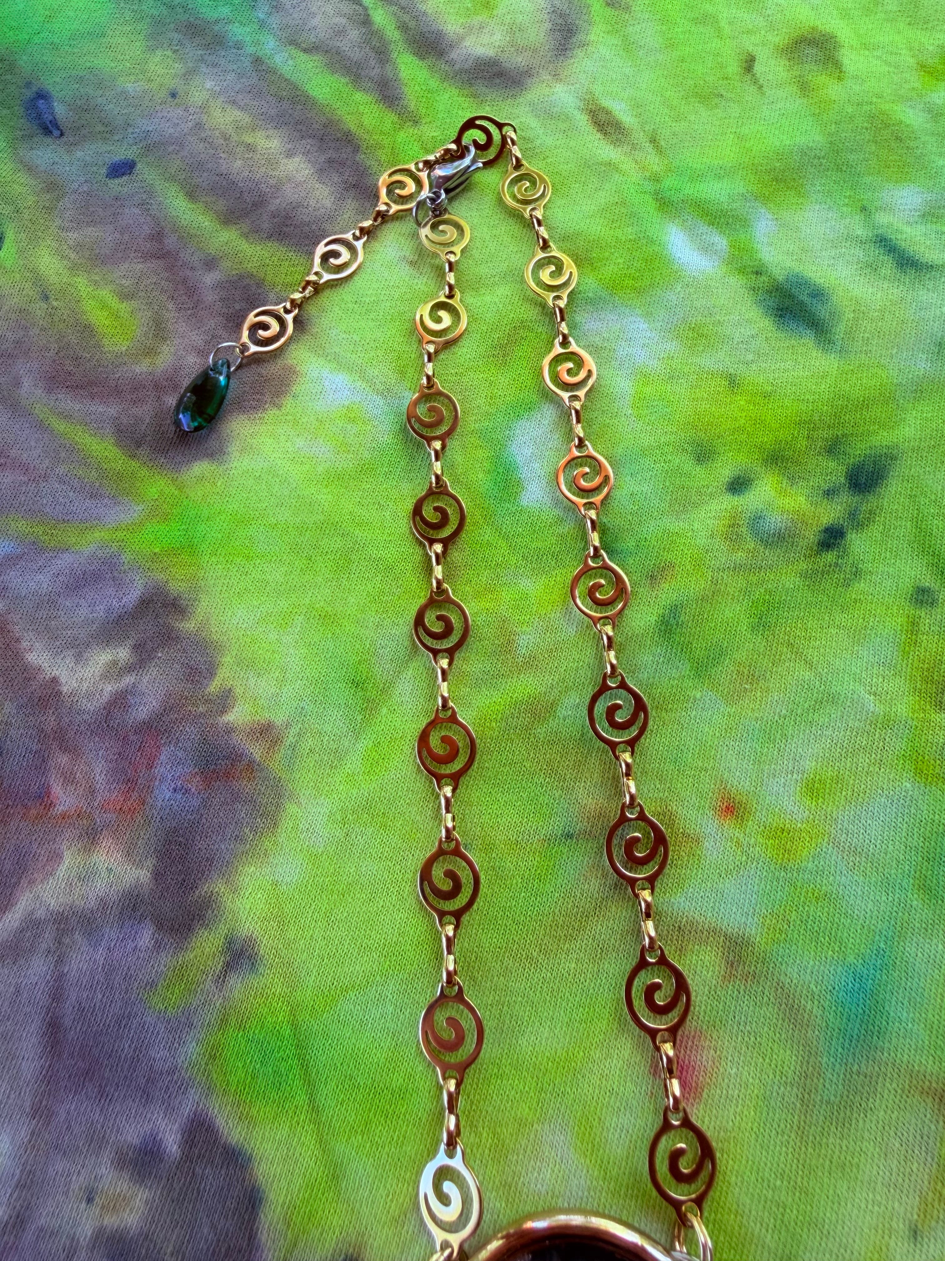 Ever Green Wild Heart - Dragon Eye Portal Necklace