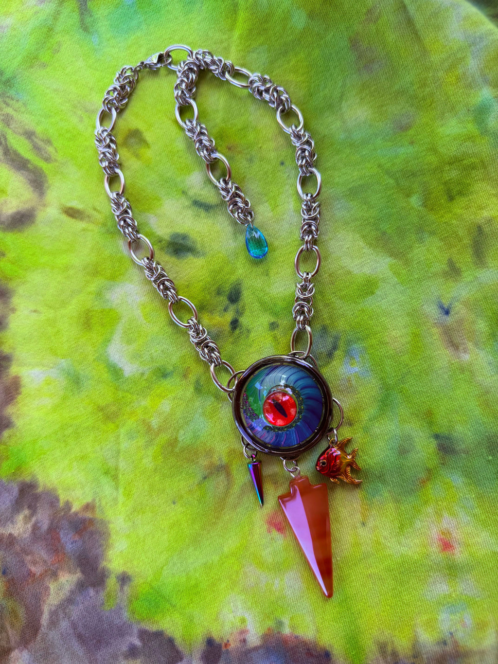 Cave Dweller - Portal Fairy Eye Chainmaille