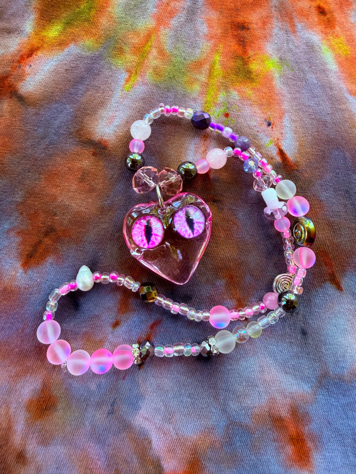 Silk Fae  - Fairy Eye Heart Stretch Necklace