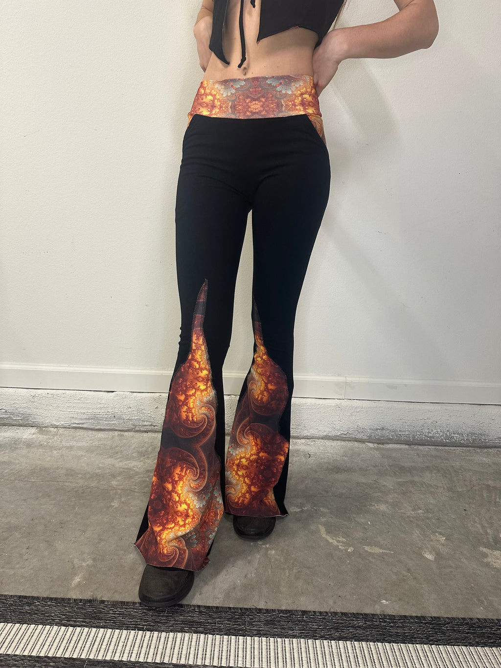MTO Gilded Supernova Flare Leggings