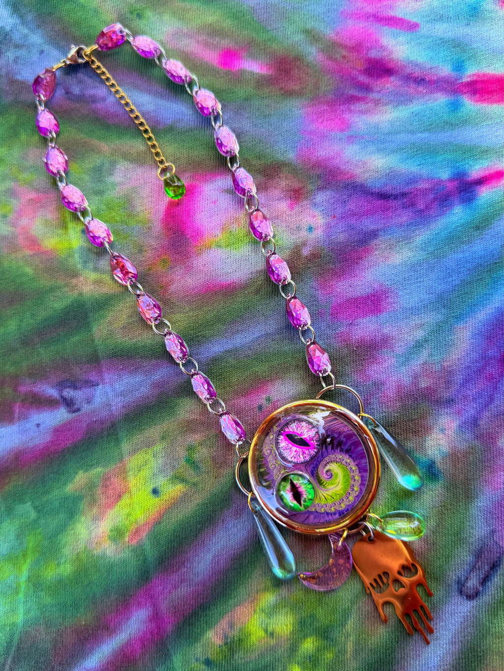 Cave of Whispers - Fairy Eye Portal Necklace