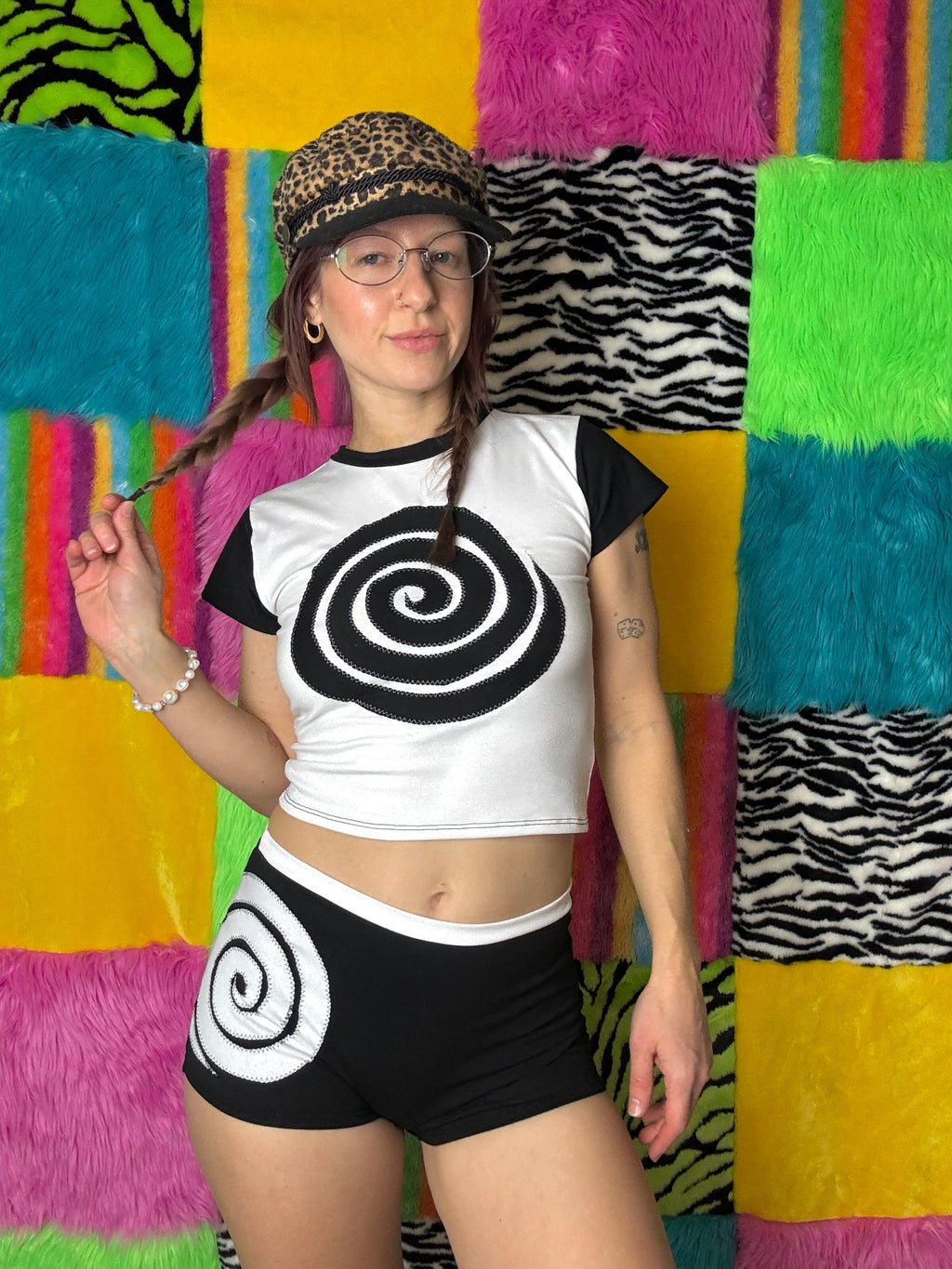 Into the Portal - Mid-rise Shorties (Black/White - RTS)