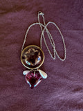 Pendant on 18 inch chain