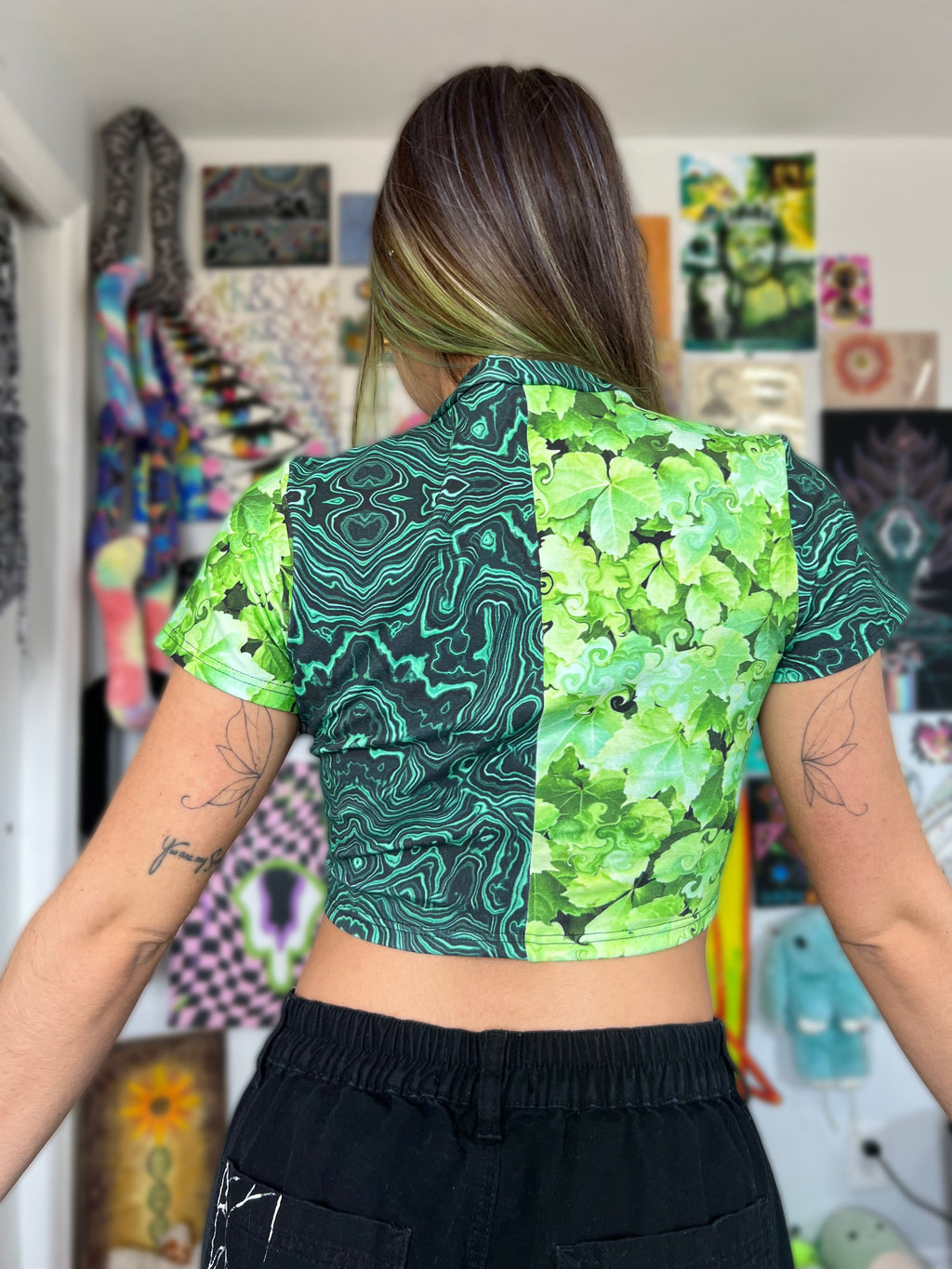 xtra cropped baby tee