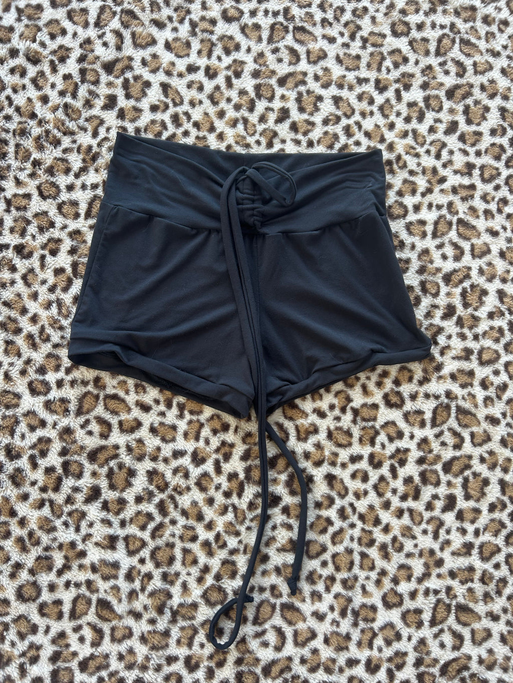 Cinched Waist Shorts (S)