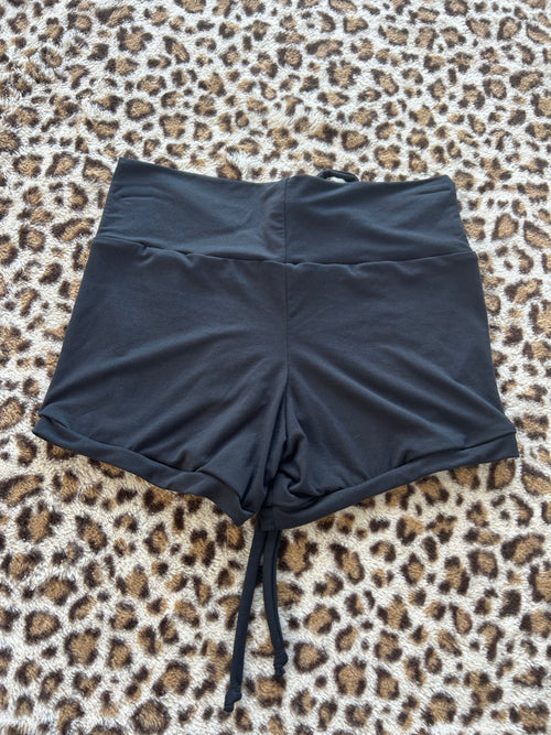 Cinched Waist Shorts (S)
