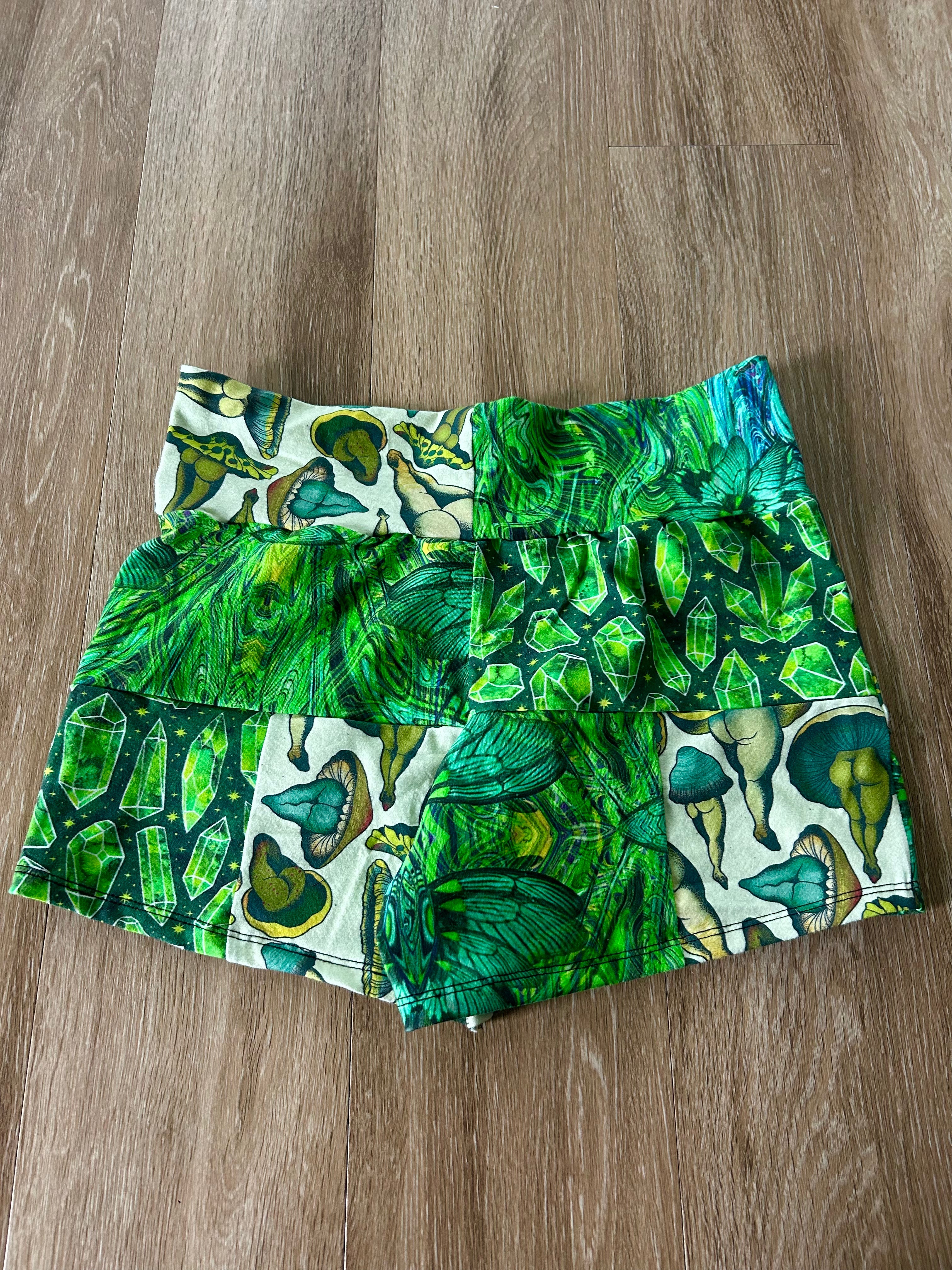 Patchwork Yoga Shorts (L)