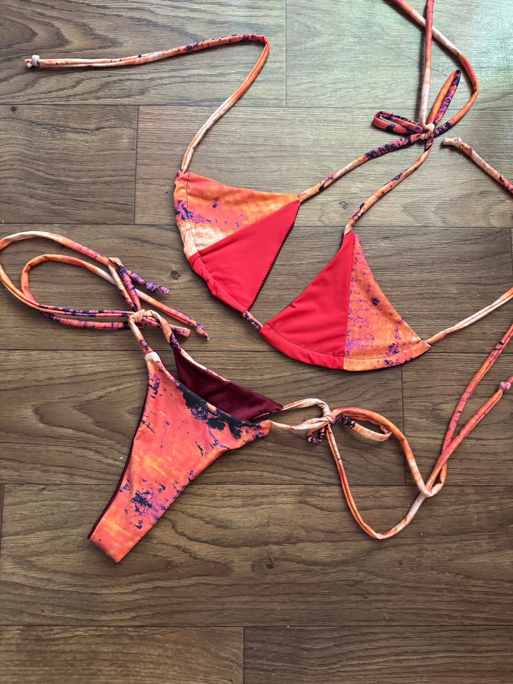 MTO Triangle Bikini Top (SWIM)