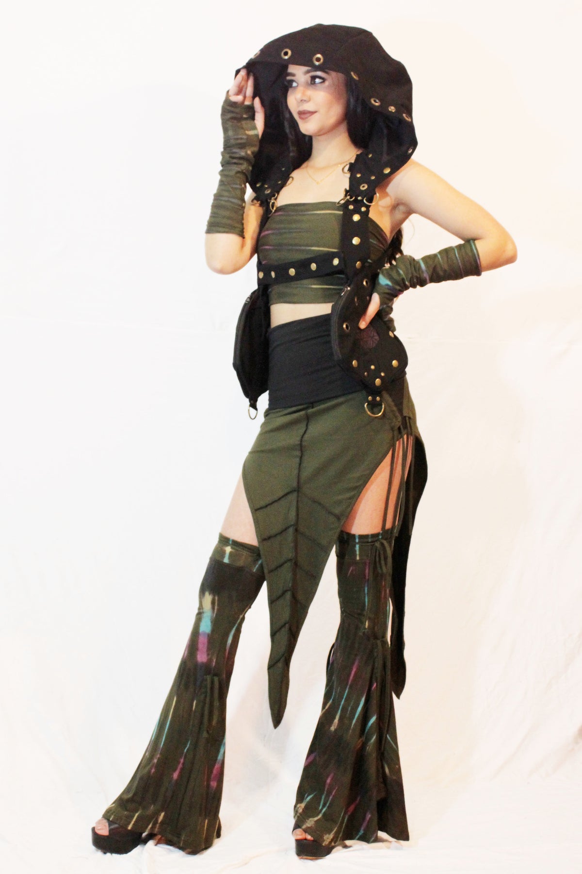 WSO-614 Tribal Double Leaf Skirt